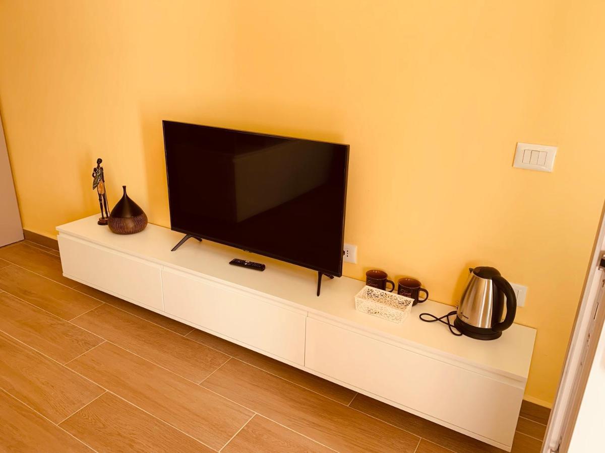 Auto Tana Guest House Тирана Екстериор снимка