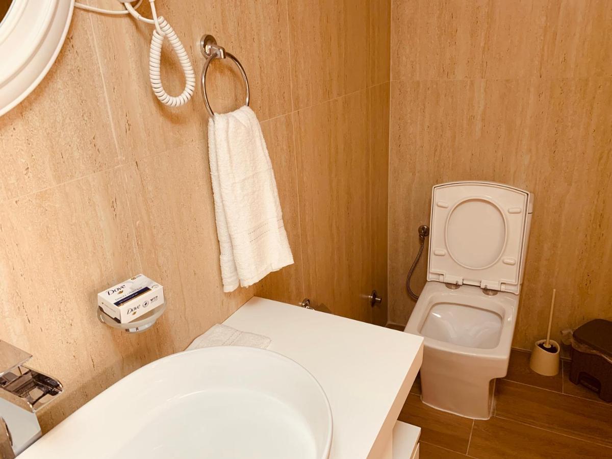 Auto Tana Guest House Тирана Екстериор снимка