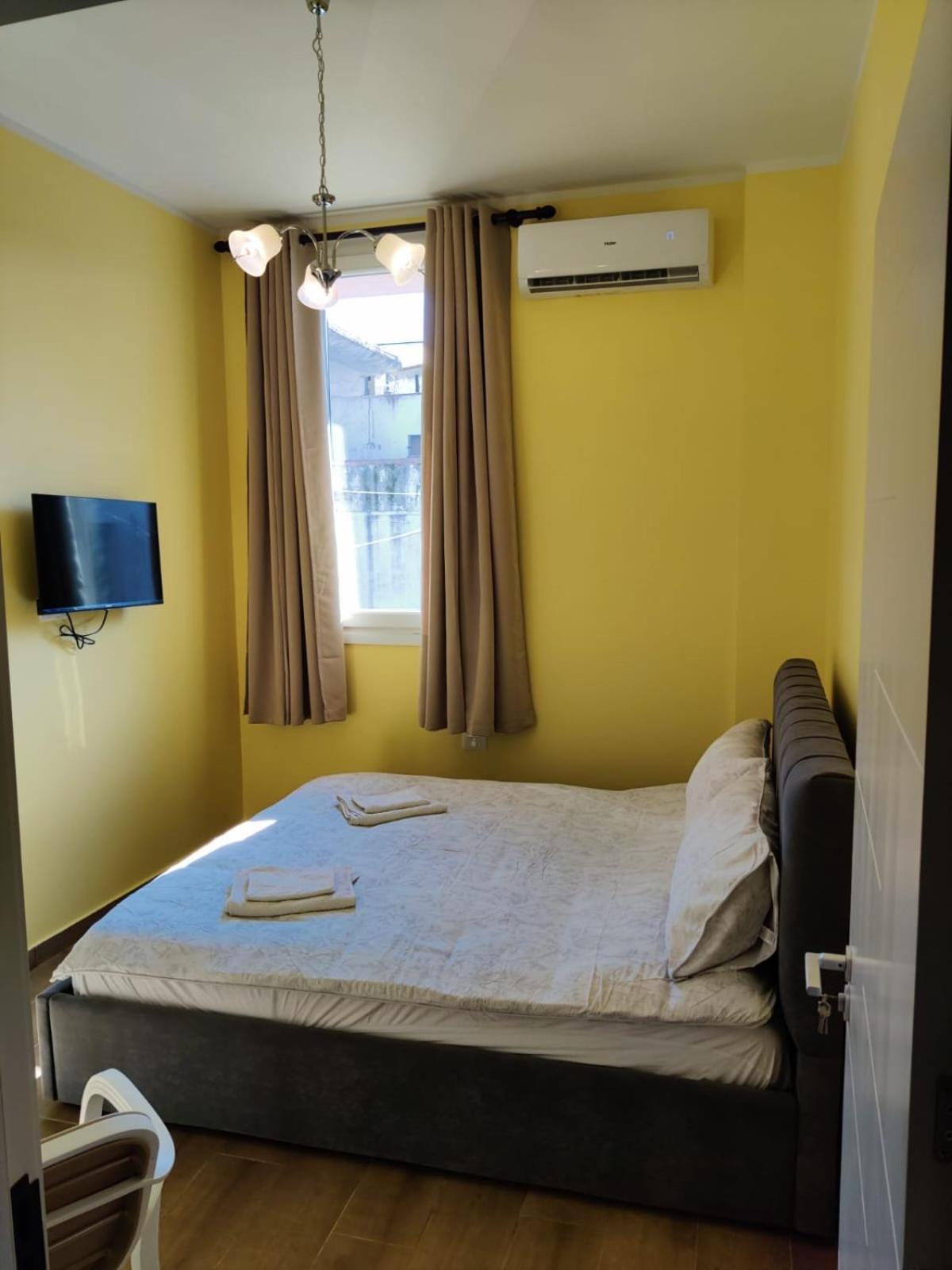 Auto Tana Guest House Тирана Екстериор снимка