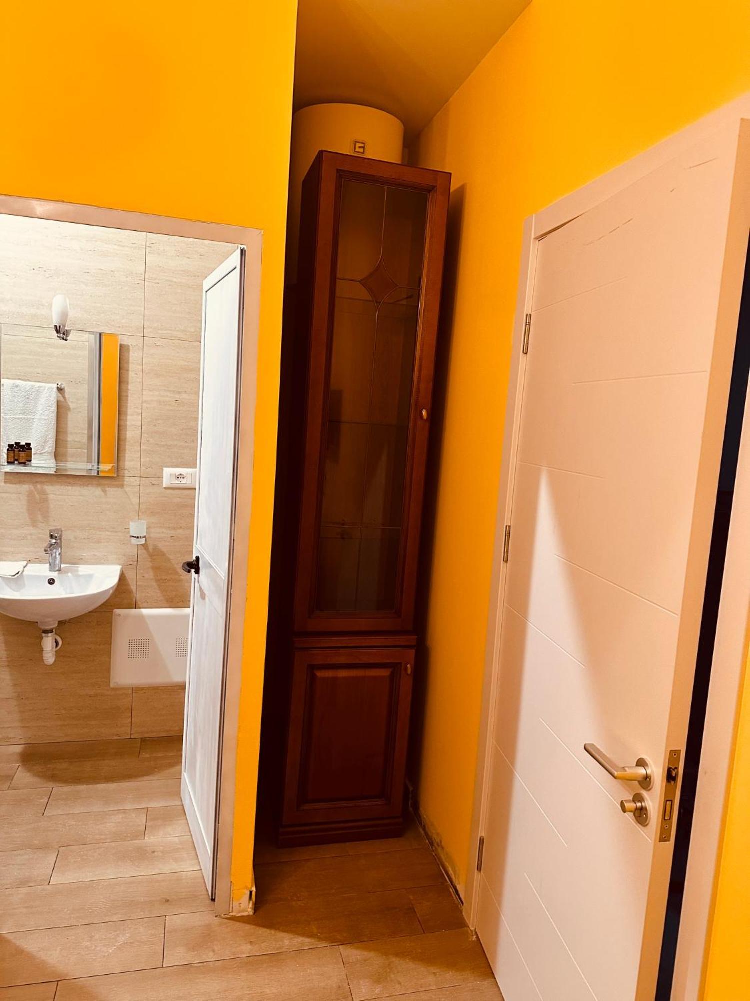 Auto Tana Guest House Тирана Екстериор снимка